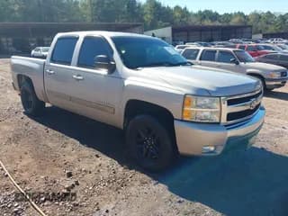 ✅ 2007 Chevrolet Silverado 1500 1LT • VIN: 2GCEC13J371727655 • Лот: 43605905. Опубликован ранее на IAAI с пробегом 345 687 миль. Бесплатный доступ к архиву аукционных продаж из США и подробный отчёт об истории автомобиля на DreamBid. Изображение 1.