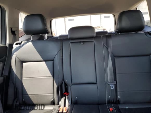 ✅ 2023 Volkswagen Atlas SE • VIN: 1V2LP2CA5PC502759 • Lot: 71412705. Wystawiony na Copart z przebiegiem 41 979 mil. Bezpłatny archiwum sprzedaży aukcyjnych z USA i szczegółowy raport historii pojazdu na DreamBid. Zdjęcie 10.