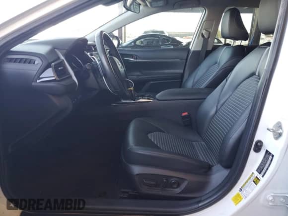 2020 Toyota Camry Hybrid SE с VIN 4T1G31AK3LU542830, выставлен на аукционе Copart как лот 84293245 с пробегом Не указан миль и Списание • Salvage title. История ставок и продаж доступна на DreamBid. Изображение 7.