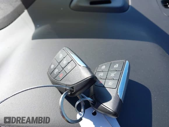 ✅ 2022 Chevrolet Suburban LT • VIN: 1GNSKCKD1NR285046 • Lot: 43532689. Listed on IAAI with 133,986 mi. Free auction sales archive from the USA and detailed vehicle history report at DreamBid. Image 11.