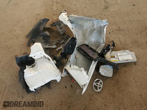 ✅ 2021 Toyota 4Runner TRD Off Road Premium • VIN: JTERU5JR4M5915170 • Лот: 81375825. Опубликован ранее на Copart с пробегом Не указан. Бесплатный доступ к архиву аукционных продаж из США и подробный отчёт об истории автомобиля на DreamBid. Изображение 13.