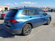 ✅ 2019 Volkswagen Tiguan SE • VIN: 3VV2B7AX2KM025507 • Lot: 43650873. Listed on IAAI with 63,307 mi. Free auction sales archive from the USA and detailed vehicle history report at DreamBid. Image 4.