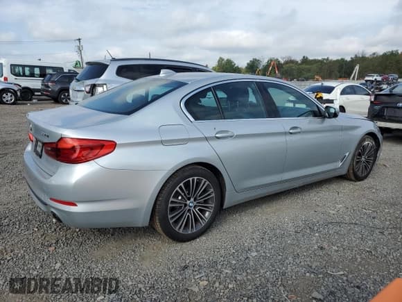✅ 2019 BMW 5 Series 530i xDrive • VIN: WBAJA7C50KWW06557 • Lot: 81634425. Listed on Copart with 66,963 mi. Free auction sales archive from the USA and detailed vehicle history report at DreamBid. Image 3.