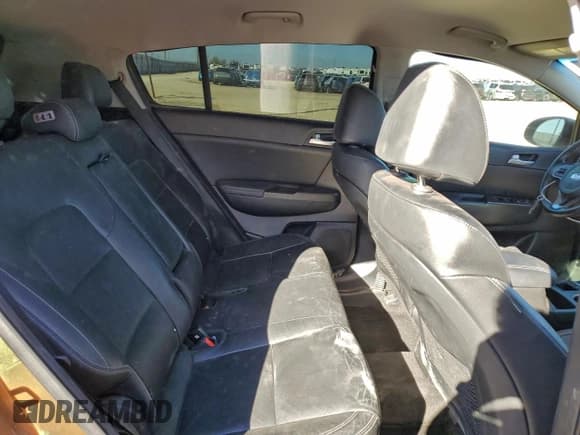 ✅ 2017 Kia Sportage EX • VIN: KNDPNCAC7H7099980 • Lot: 96905155. Wystawiony na Copart z przebiegiem 83 324 mil. Bezpłatny archiwum sprzedaży aukcyjnych z USA i szczegółowy raport historii pojazdu na DreamBid. Zdjęcie 11.