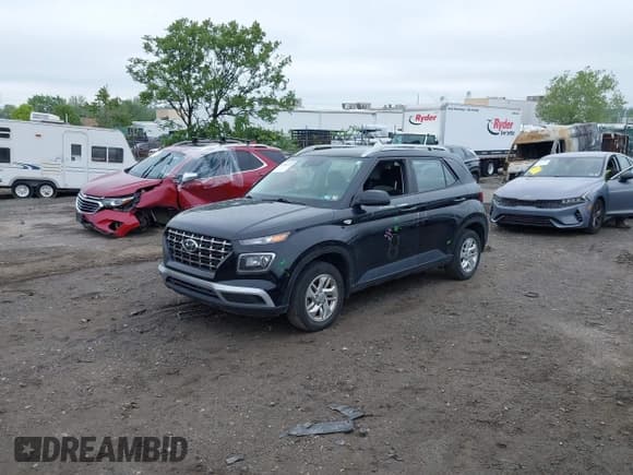 ✅ 2020 Hyundai Venue SEL • VIN: KMHRC8A34LU036997 • Lot: 42186229. Listed on IAAI with 32,722 mi. Free auction sales archive from the USA and detailed vehicle history report at DreamBid. Image 2.