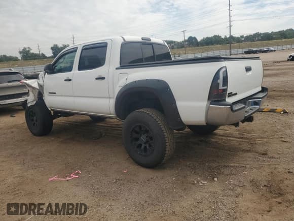✅ 2011 Toyota Tacoma PreRunner • VIN: 3TMJU4GN3BM117511 • Lot: 68374825. Listed on Copart with 167,970 mi. Free auction sales archive from the USA and detailed vehicle history report at DreamBid. Image 2.