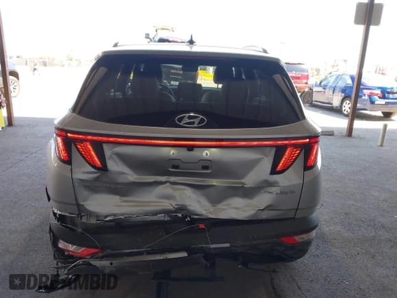 ✅ 2023 Hyundai Tucson Limited • VIN: KM8JFDA27PU123335 • Lot: 42312666. Wystawiony na IAAI z przebiegiem 7 953 mil. Bezpłatny archiwum sprzedaży aukcyjnych z USA i szczegółowy raport historii pojazdu na DreamBid. Zdjęcie 6.