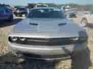 2020 Dodge Challenger SXT z VIN 2C3CDZAG2LH222447, wystawiony jako Copart lot #81800395 z przebiegiem 96 248 mil mil oraz Szkoda całkowita • Salvage title. Historia ofert i sprzedaży dostępna na DreamBid. Obrazek 5.