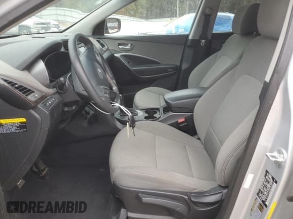 ✅ 2017 Hyundai Santa Fe 2.4L • VIN: 5XYZT3LBXHG385957 • Лот: 87265935. Опубликован ранее на Copart с пробегом 210 800 миль. Бесплатный доступ к архиву аукционных продаж из США и подробный отчёт об истории автомобиля на DreamBid. Изображение 7.