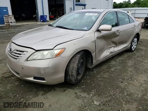 ✅ 2009 Toyota Camry • VIN: 4T1BE46K09U810174 • Lot: 69372935. Wystawiony na Copart z przebiegiem 107 601 mil. Bezpłatny archiwum sprzedaży aukcyjnych z USA i szczegółowy raport historii pojazdu na DreamBid. Zdjęcie 13.