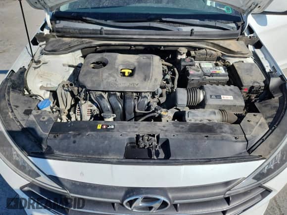 2019 Hyundai Elantra SE z VIN 5NPD74LF3KH466788, wystawiony jako Copart lot #86709055 z przebiegiem 117 860 mil mil oraz Szkoda całkowita • Salvage title. Historia ofert i sprzedaży dostępna na DreamBid. Obrazek 11.