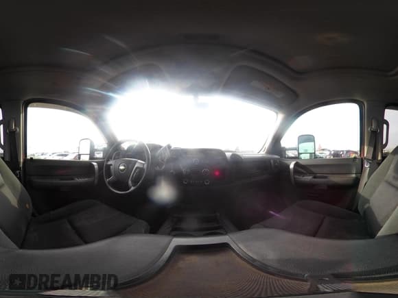 ✅ 2007 Chevrolet Silverado 2500HD 1LT • VIN: 1GCHK23K17F554354 • Lot: 43654730. Wystawiony na IAAI z przebiegiem 260 861 mil. Bezpłatny archiwum sprzedaży aukcyjnych z USA i szczegółowy raport historii pojazdu na DreamBid. Zdjęcie 20.