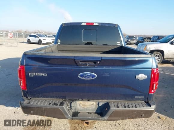 ✅ 2015 Ford F-150 XLT • VIN: 1FTEW1EF7FFC92338 • Lot: 41243701. Wystawiony na IAAI z przebiegiem 170 249 mil. Bezpłatny archiwum sprzedaży aukcyjnych z USA i szczegółowy raport historii pojazdu na DreamBid. Zdjęcie 16.