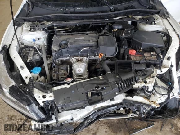 ✅ 2016 Honda Accord EX-L • VIN: 1HGCR2F82GA108637 • Lot: 82151395. Listed on Copart with 96,075 mi. Free auction sales archive from the USA and detailed vehicle history report at DreamBid. Image 11.