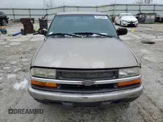 ✅ 1998 Chevrolet S-10 LS • VIN: 1GCCS1941W8238856 • Лот: 81976454. Опубликован ранее на Copart с пробегом 366 969 миль. Бесплатный доступ к архиву аукционных продаж из США и подробный отчёт об истории автомобиля на DreamBid. Изображение 5.