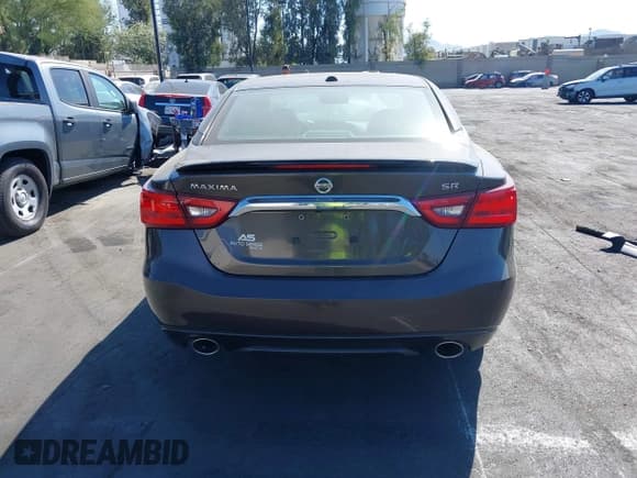 ✅ 2016 Nissan Maxima Platinum • VIN: 1N4AA6AP3GC383673 • Lot: 40278356. Listed on IAAI with 116,458 mi. Free auction sales archive from the USA and detailed vehicle history report at DreamBid. Image 17.