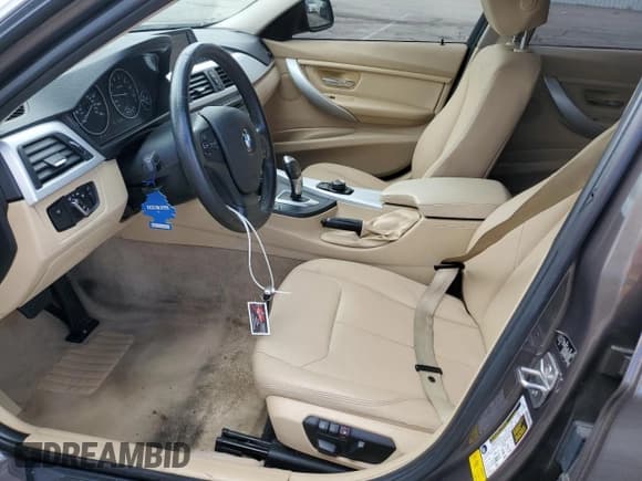 ✅ 2013 BMW 3 Series 328i • VIN: WBA3C1C5XDF435898 • Lot: 57098825. Listed on Copart with 165,781 mi. Free auction sales archive from the USA and detailed vehicle history report at DreamBid. Image 7.