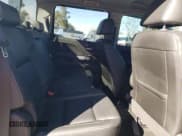 ✅ 2018 Chevrolet Silverado 1500 LT • VIN: 3GCUKREC7JG124119 • Lot: 89725465. Wystawiony na Copart z przebiegiem 111 091 mil. Bezpłatny archiwum sprzedaży aukcyjnych z USA i szczegółowy raport historii pojazdu na DreamBid. Zdjęcie 10.