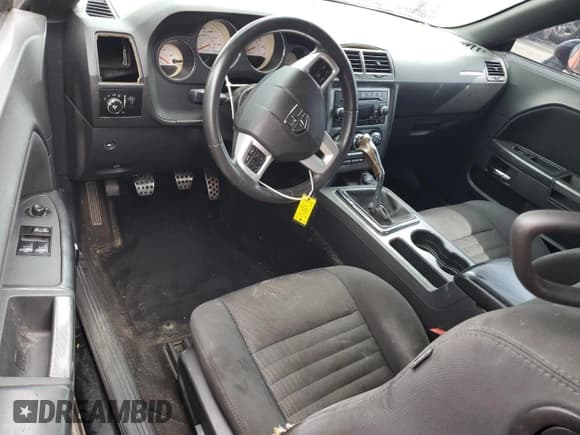 ✅ 2013 Dodge Challenger R/T • VIN: 2C3CDYBT3DH574055 • Lot: 63617635. Listed on Copart with Not provided. Free auction sales archive from the USA and detailed vehicle history report at DreamBid. Image 8.