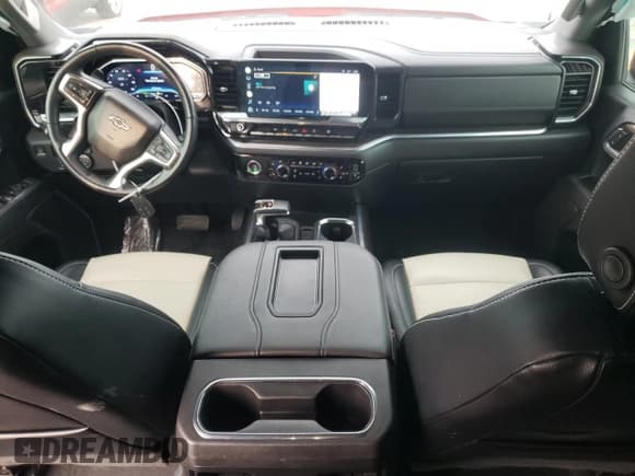 ✅ 2022 Chevrolet Silverado 1500 RST • VIN: 2GCPADED6N1512257 • Lot: 85016914. Listed on Copart with 24,559 mi. Free auction sales archive from the USA and detailed vehicle history report at DreamBid. Image 8.