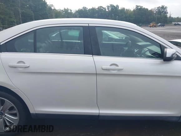 ✅ 2012 Ford Taurus Limited • VIN: 1FAHP2FW7CG133054 • Lot: 43287508. Listed on IAAI with 53,577 mi. Free auction sales archive from the USA and detailed vehicle history report at DreamBid. Image 13.