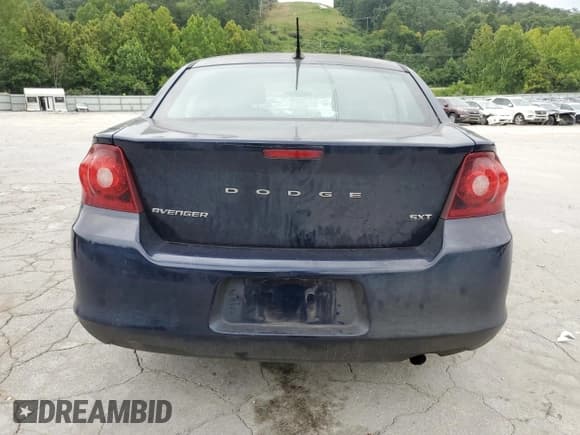 ✅ 2013 Dodge Avenger SXT • VIN: 1C3CDZCB1DN675808 • Lot: 67440025. Listed on Copart with 226,805 mi. Free auction sales archive from the USA and detailed vehicle history report at DreamBid. Image 6.