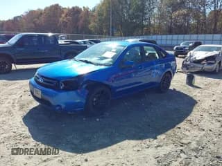 ✅ 2011 Ford Focus SES • VIN: 1FAHP3GN9BW200107 • Lot: 43676080. Wystawiony na IAAI z przebiegiem 236 181 mil. Bezpłatny archiwum sprzedaży aukcyjnych z USA i szczegółowy raport historii pojazdu na DreamBid. Zdjęcie 2.