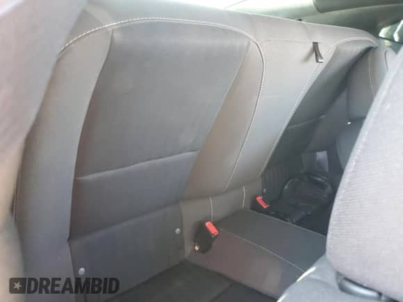 2014 Chevrolet Camaro LS с VIN 2G1FA1E31E9270750, выставлен на аукционе Copart как лот 70332835 с пробегом 146 398 миль миль и Списание • Salvage title. История ставок и продаж доступна на DreamBid. Изображение 10.