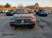 ✅ 2004 Dodge Dakota • VIN: 1D7GL12K94S736963 • Lot: 83074694. Wystawiony na Copart z przebiegiem 153 698 mil. Bezpłatny archiwum sprzedaży aukcyjnych z USA i szczegółowy raport historii pojazdu na DreamBid. Zdjęcie 11.