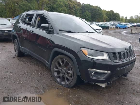 2019 Jeep Compass Limited z VIN 3C4NJDCB3KT843235, wystawiony jako IAAI lot #43383677 z przebiegiem 68 221 mil mil oraz . Historia ofert i sprzedaży dostępna na DreamBid. Obrazek 1.