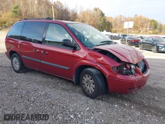 ✅ 2006 Chrysler Town & Country • VIN: 1A4GP45R86B760614 • Lot: 43592520. Wystawiony na IAAI z przebiegiem 204 743 mil. Bezpłatny archiwum sprzedaży aukcyjnych z USA i szczegółowy raport historii pojazdu na DreamBid. Zdjęcie 1.