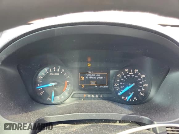 ✅ 2017 Ford Explorer • VIN: 1FM5K7B82HGC98903 • Lot: 80299365. Wystawiony na Copart z przebiegiem 271 011 mil. Bezpłatny archiwum sprzedaży aukcyjnych z USA i szczegółowy raport historii pojazdu na DreamBid. Zdjęcie 9.