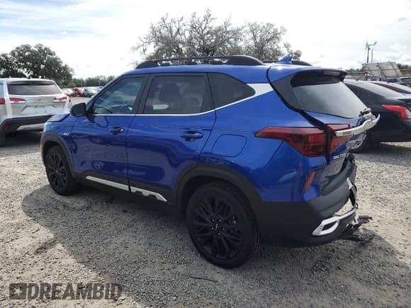 ✅ 2023 Kia Seltos Nightfall • VIN: KNDEUCA23P7418775 • Lot: 81199305. Listed on Copart with 32,837 mi. Free auction sales archive from the USA and detailed vehicle history report at DreamBid. Image 2.