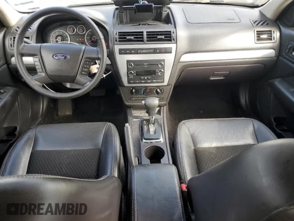 ✅ 2009 Ford Fusion SE • VIN: 3FAHP07139R181126 • Лот: 85753085. Опубликован ранее на Copart с пробегом 90 491 миль. Бесплатный доступ к архиву аукционных продаж из США и подробный отчёт об истории автомобиля на DreamBid. Изображение 8.