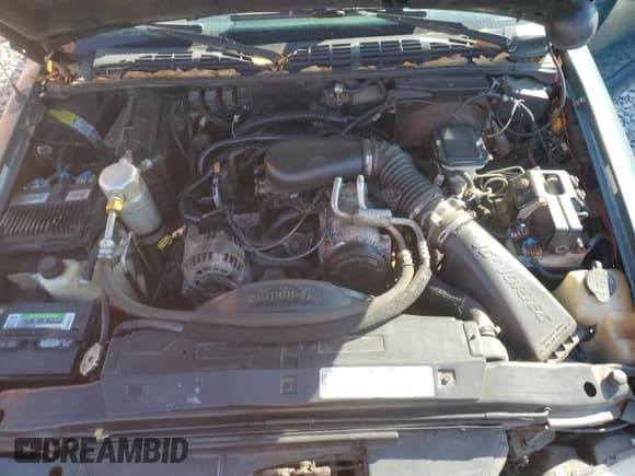 ✅ 1997 GMC Sonoma SLS • VIN: 1GTCS19X2V8528113 • Лот: 48530915. Опубликован ранее на Copart с пробегом 214 072 миль. Бесплатный доступ к архиву аукционных продаж из США и подробный отчёт об истории автомобиля на DreamBid. Изображение 11.