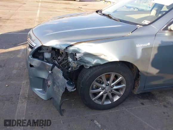 ✅ 2010 Toyota Camry • VIN: 4T1BB3EK1AU124380 • Lot: 41224055. Listed on IAAI with 158,939 mi. Free auction sales archive from the USA and detailed vehicle history report at DreamBid. Image 12.