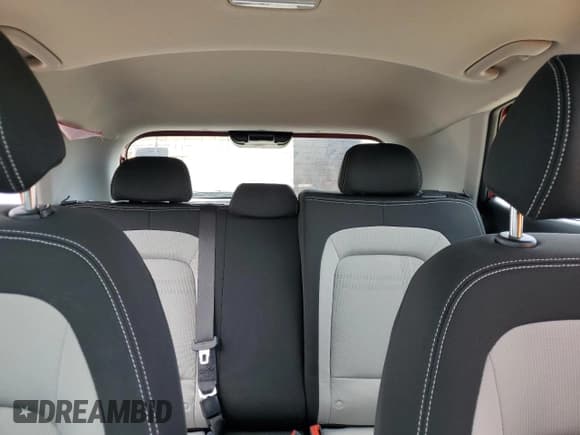 ✅ 2025 Hyundai Venue SEL • VIN: KMHRC8A31SU355773 • Lot: 56939245. Listed on Copart with 7,089 mi. Free auction sales archive from the USA and detailed vehicle history report at DreamBid. Image 10.