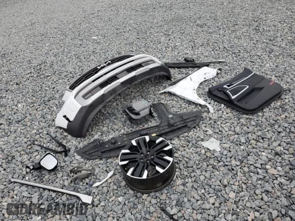 ✅ 2024 Kia Telluride SX • VIN: 5XYP54GCXRG429600 • Lot: 67618725. Listed on Copart with 6,100 mi. Free auction sales archive from the USA and detailed vehicle history report at DreamBid. Image 13.