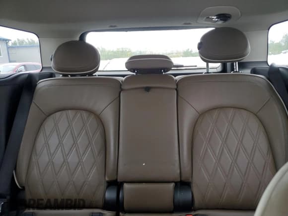 ✅ 2018 MINI Countryman Cooper S • VIN: WMZYT5C38J3D82858 • Lot: 85156355. Wystawiony na Copart z przebiegiem 89 452 mil. Bezpłatny archiwum sprzedaży aukcyjnych z USA i szczegółowy raport historii pojazdu na DreamBid. Zdjęcie 10.