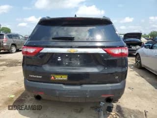 ✅ 2019 Chevrolet Traverse LT • VIN: 1GNERHKWXKJ205518 • Lot: 62858634. Wystawiony na Copart z przebiegiem 101 856 mil. Bezpłatny archiwum sprzedaży aukcyjnych z USA i szczegółowy raport historii pojazdu na DreamBid. Zdjęcie 6.