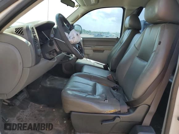 ✅ 2011 Chevrolet Silverado 1500 Work Truck • VIN: 1GCRCPEX8BZ449633 • Lot: 68693204. Listed on Copart with 258,766 mi. Free auction sales archive from the USA and detailed vehicle history report at DreamBid. Image 7.