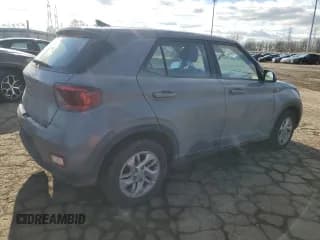 ✅ 2022 Hyundai Venue SE • VIN: KMHRB8A38NU140981 • Lot: 82435844. Listed on Copart with 30,678 mi. Free auction sales archive from the USA and detailed vehicle history report at DreamBid. Image 3.