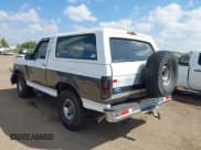 ✅ 1995 Ford Bronco Eddie Bauer • VIN: 1FMEU15N9SLB77132 • Лот: 43497559. Опубликован ранее на IAAI с пробегом 187 339 миль. Бесплатный доступ к архиву аукционных продаж из США и подробный отчёт об истории автомобиля на DreamBid. Изображение 3.