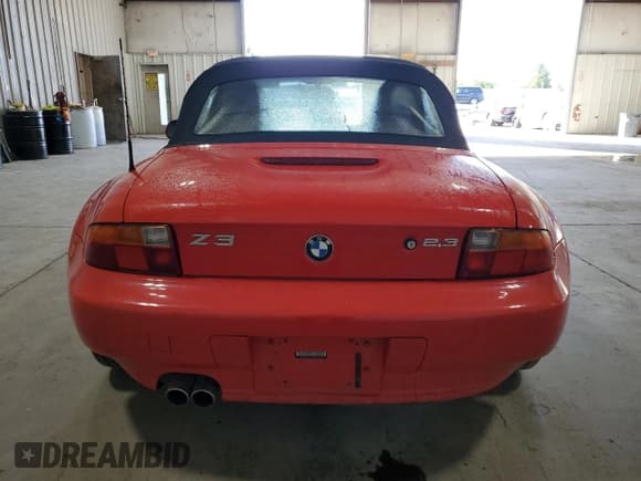✅ 1999 BMW Z3 2.5 • VIN: 4USCH9330XLG00765 • Лот: 70543855. Опубликован ранее на Copart с пробегом Не указан. Бесплатный доступ к архиву аукционных продаж из США и подробный отчёт об истории автомобиля на DreamBid. Изображение 6.