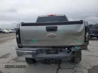 2013 Chevrolet Silverado 1500 LT z VIN 3GCPKSE79DG341506, wystawiony jako Copart lot #82595705 z przebiegiem 172 983 mil mil oraz Szkoda całkowita • Salvage title. Historia ofert i sprzedaży dostępna na DreamBid. Obrazek 6.