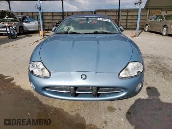 ✅ 2002 Jaguar XK • VIN: SAJDA42C02NA27268 • Lot: 81468085. Wystawiony na Copart z przebiegiem 65 764 mil. Bezpłatny archiwum sprzedaży aukcyjnych z USA i szczegółowy raport historii pojazdu na DreamBid. Zdjęcie 5.