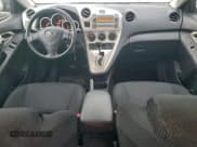 ✅ 2009 Toyota Matrix • VIN: 2T1KU40E09C024866 • Lot: 95921155. Wystawiony na Copart z przebiegiem 101 810 mil. Bezpłatny archiwum sprzedaży aukcyjnych z USA i szczegółowy raport historii pojazdu na DreamBid. Zdjęcie 8.