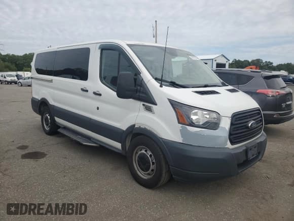 ✅ 2018 Ford Transit XL • VIN: 1FMZK1YM4JKA22910 • Lot: 80673935. Wystawiony na Copart z przebiegiem 52 816 mil. Bezpłatny archiwum sprzedaży aukcyjnych z USA i szczegółowy raport historii pojazdu na DreamBid. Zdjęcie 4.