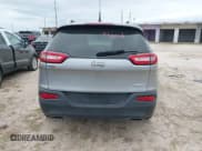 ✅ 2018 Jeep Cherokee Latitude • VIN: 1C4PJLCX4JD559096 • Lot: 41925282. Listed on IAAI with 127,488 mi. Free auction sales archive from the USA and detailed vehicle history report at DreamBid. Image 16.