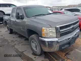 ✅ 2009 Chevrolet Silverado 2500HD Work Truck • VIN: 1GCHK49K39E147275 • Lot: 43731035. Wystawiony na IAAI z przebiegiem 140 816 mil. Bezpłatny archiwum sprzedaży aukcyjnych z USA i szczegółowy raport historii pojazdu na DreamBid. Zdjęcie 1.